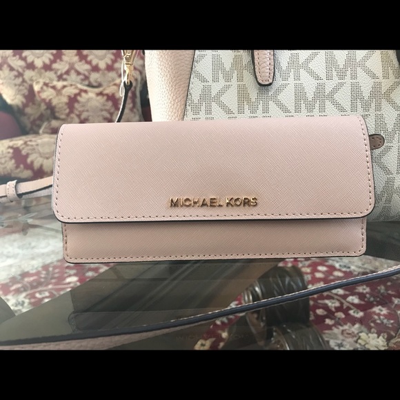 Authentic Michael Kors medium Ciara handbag&wallet - Picture 7 of 8
